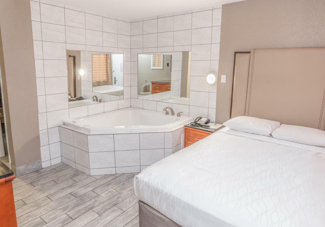 Budgetel Inn & Suites Yuma Exterior foto
