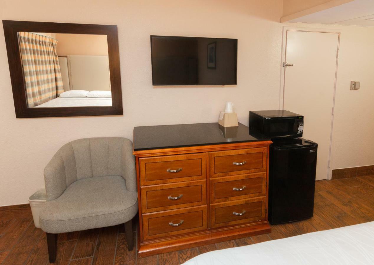 Budgetel Inn & Suites Yuma Exterior foto